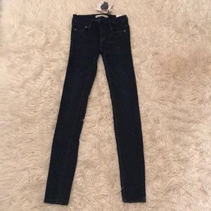 Super skinny denim blue jeans